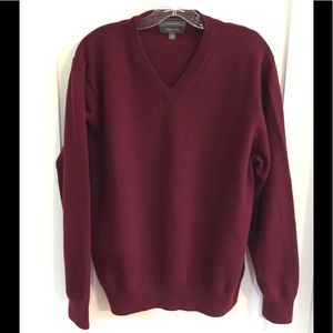 Merona Men’s Burgundy V-Neck Sweater  XL